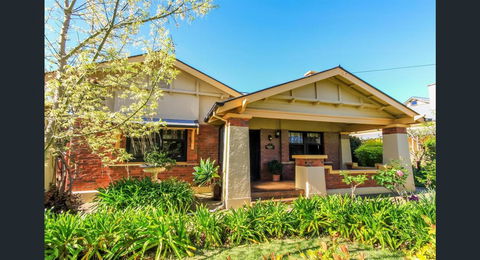 Ambrosia Holiday Home - Mackay Tourism 0