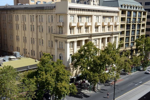 Grosvenor Hotel Adelaide - Mackay Tourism 8