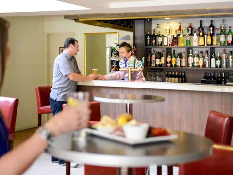 Grosvenor Hotel Adelaide - Mackay Tourism 20