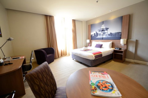 Grosvenor Hotel Adelaide - Mackay Tourism 5