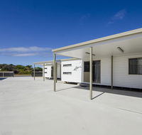 Rocks Retreat Cabin - Dolphin - Mackay Tourism
