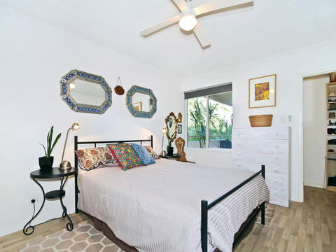 Monaco Court Apartment Adelaide - Mackay Tourism 6