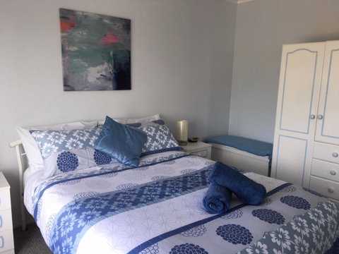Emu Bay Holiday Homes - Mackay Tourism 38