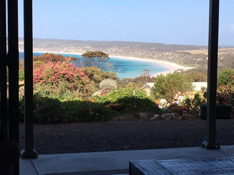 Emu Bay Holiday Homes - Mackay Tourism 31