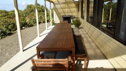 Emu Bay Holiday Homes - Mackay Tourism 13