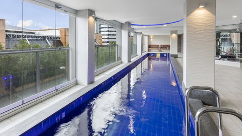Oaks Adelaide Embassy Suites - Mackay Tourism 1