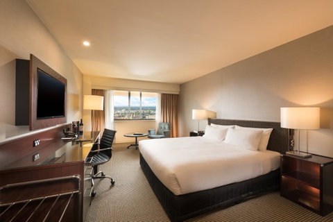 Stamford Plaza Adelaide - Mackay Tourism 6