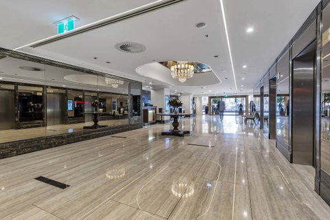 Stamford Plaza Adelaide - Mackay Tourism 23