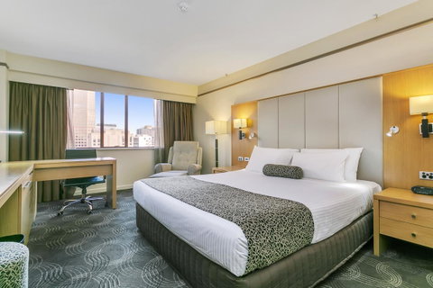 Stamford Plaza Adelaide - Mackay Tourism 14