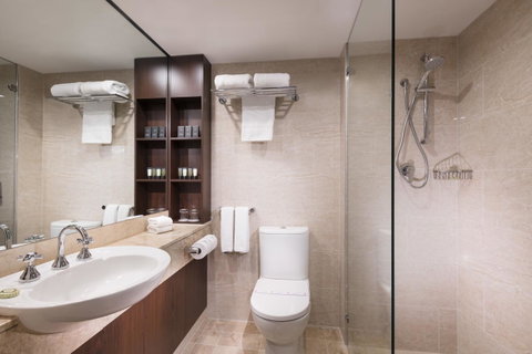 Stamford Plaza Adelaide - Mackay Tourism 9