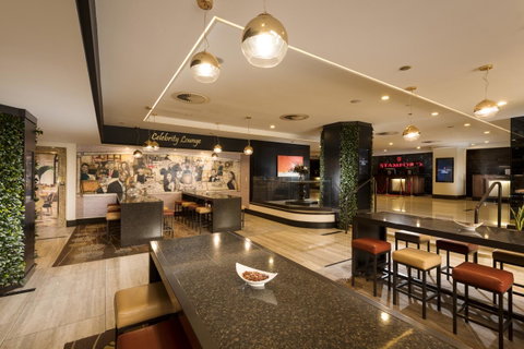 Stamford Plaza Adelaide - Mackay Tourism 25