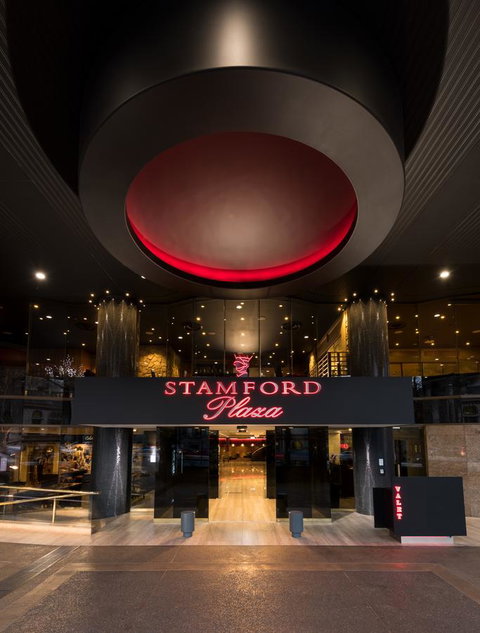 Stamford Plaza Adelaide - Mackay Tourism 1