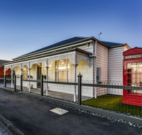 Aloha Luxury Central - Mackay Tourism