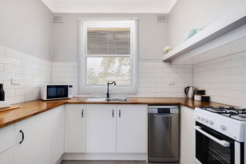 Cute And Cosy - Events, Workers, Getaways - Mackay Tourism 9
