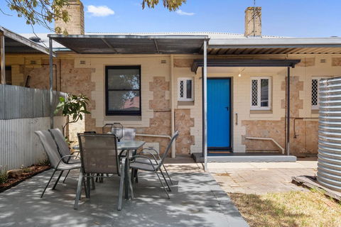 Cute And Cosy - Events, Workers, Getaways - Mackay Tourism 13