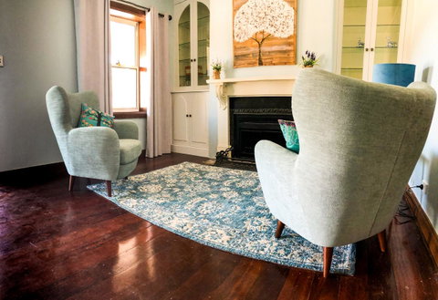 Inglenook Cottage - Mackay Tourism 8