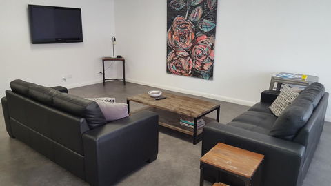 Aart Apartments - Mackay Tourism 8