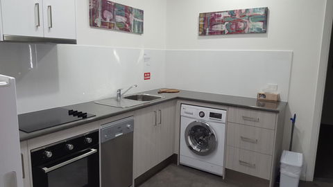 Aart Apartments - Mackay Tourism 6