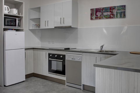 Aart Apartments - Mackay Tourism 19
