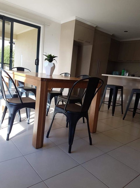 Little On Ash - Mackay Tourism 9