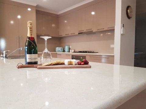 Little On Ash - Mackay Tourism 10