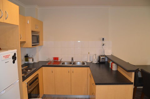 Adelaide City Apartment - 3br, 2bath & Carpark - Mackay Tourism 5