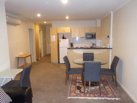 Adelaide City Apartment - 3br, 2bath & Carpark - Mackay Tourism 3