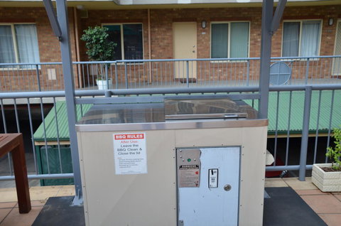 Adelaide City Apartment - 3br, 2bath & Carpark - Mackay Tourism 21