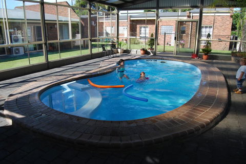 Arkana Motor Inn & Terrace Apartments - Mackay Tourism 2