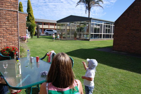 Arkana Motor Inn & Terrace Apartments - Mackay Tourism 25