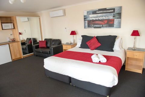 Arkana Motor Inn & Terrace Apartments - Mackay Tourism 7