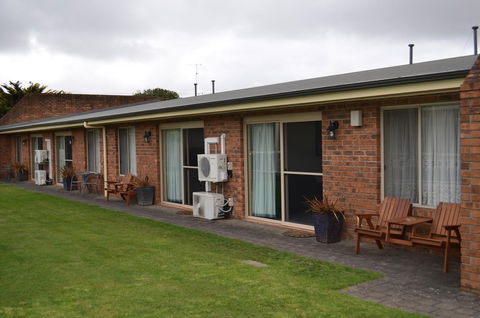 Arkana Motor Inn & Terrace Apartments - Mackay Tourism 15