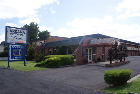 Arkana Motor Inn & Terrace Apartments - Mackay Tourism 6