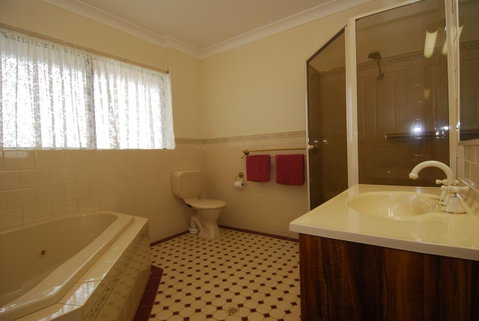 Acacia Apartments - Mackay Tourism 12