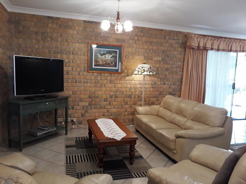 Acacia Apartments - Mackay Tourism 8