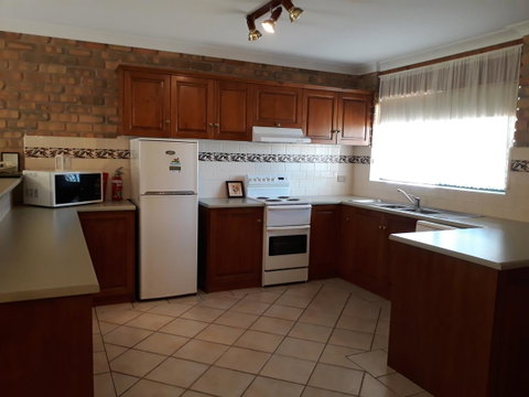 Acacia Apartments - Mackay Tourism 3