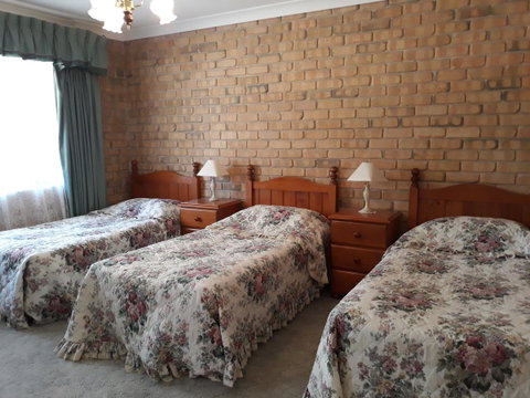 Acacia Apartments - Mackay Tourism 14