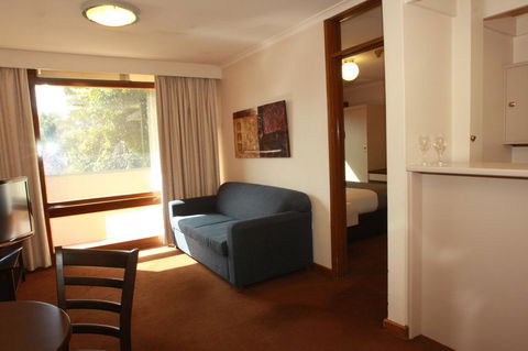 Comfort Hotel Adelaide Meridien - Mackay Tourism 9