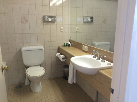 Comfort Hotel Adelaide Meridien - Mackay Tourism 26