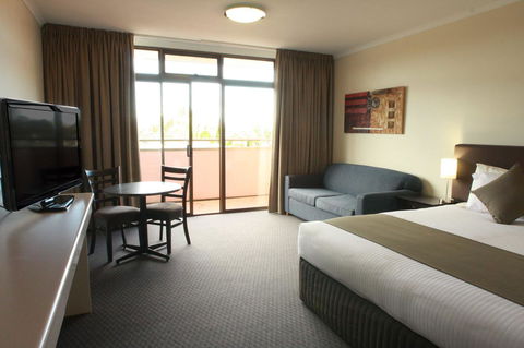 Comfort Hotel Adelaide Meridien - Mackay Tourism 7