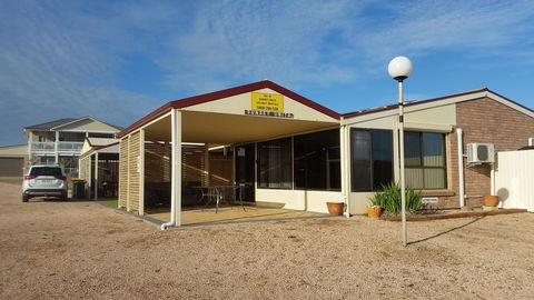 Wallaroo Sunset Home - Mackay Tourism 0