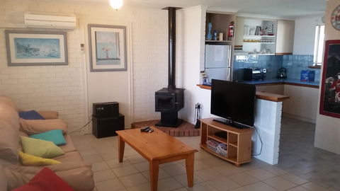 Wallaroo Sunset Home - Mackay Tourism 23