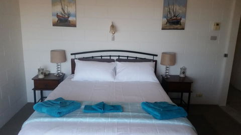 Wallaroo Sunset Home - Mackay Tourism 24