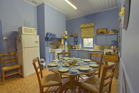 Tanunda Cottages - Mackay Tourism 12
