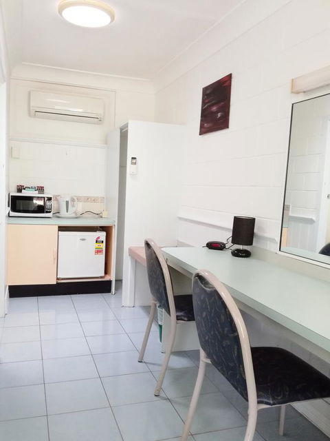 Arcadia Motel - Mackay Tourism 31