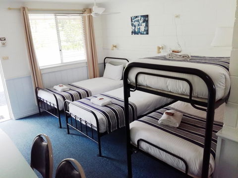 Arcadia Motel - Mackay Tourism 12
