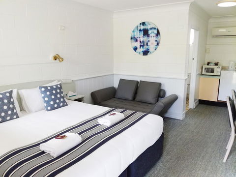 Arcadia Motel - Mackay Tourism 28