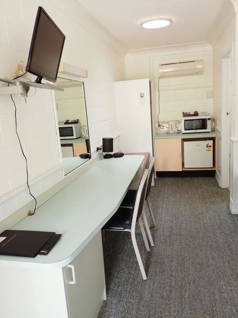 Arcadia Motel - Mackay Tourism 26