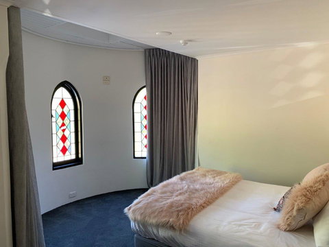 The Manor Basket Range - Mackay Tourism 13