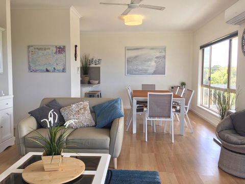 White Sands Holiday Retreat - Mackay Tourism 5